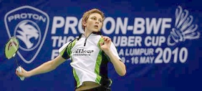 viktor axelsen badminton